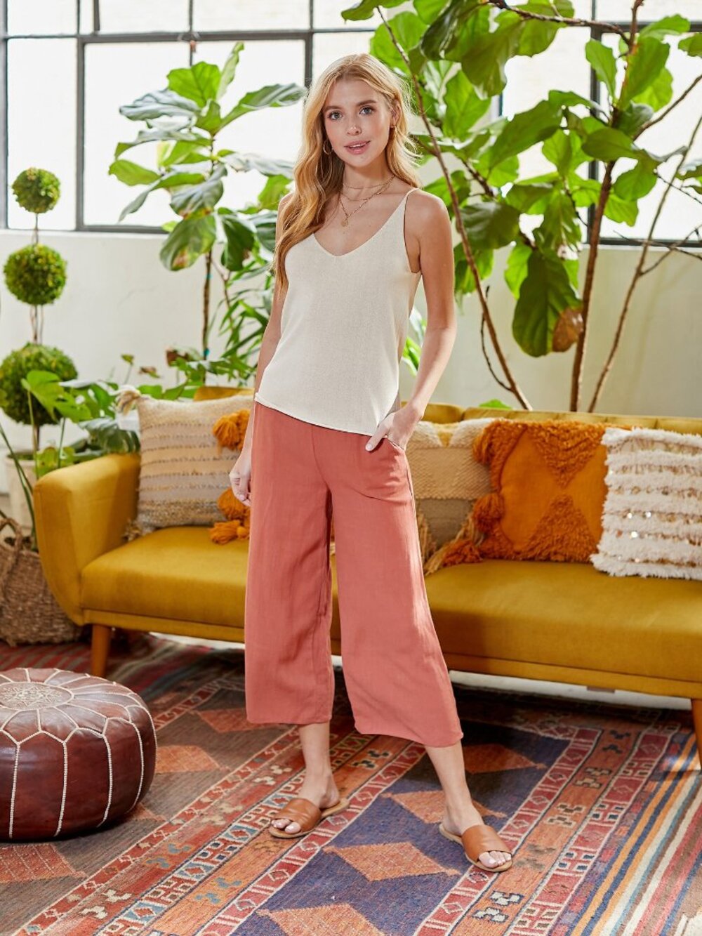 Summer V-Neckline Knit‎ Camisole With Rolled Hem